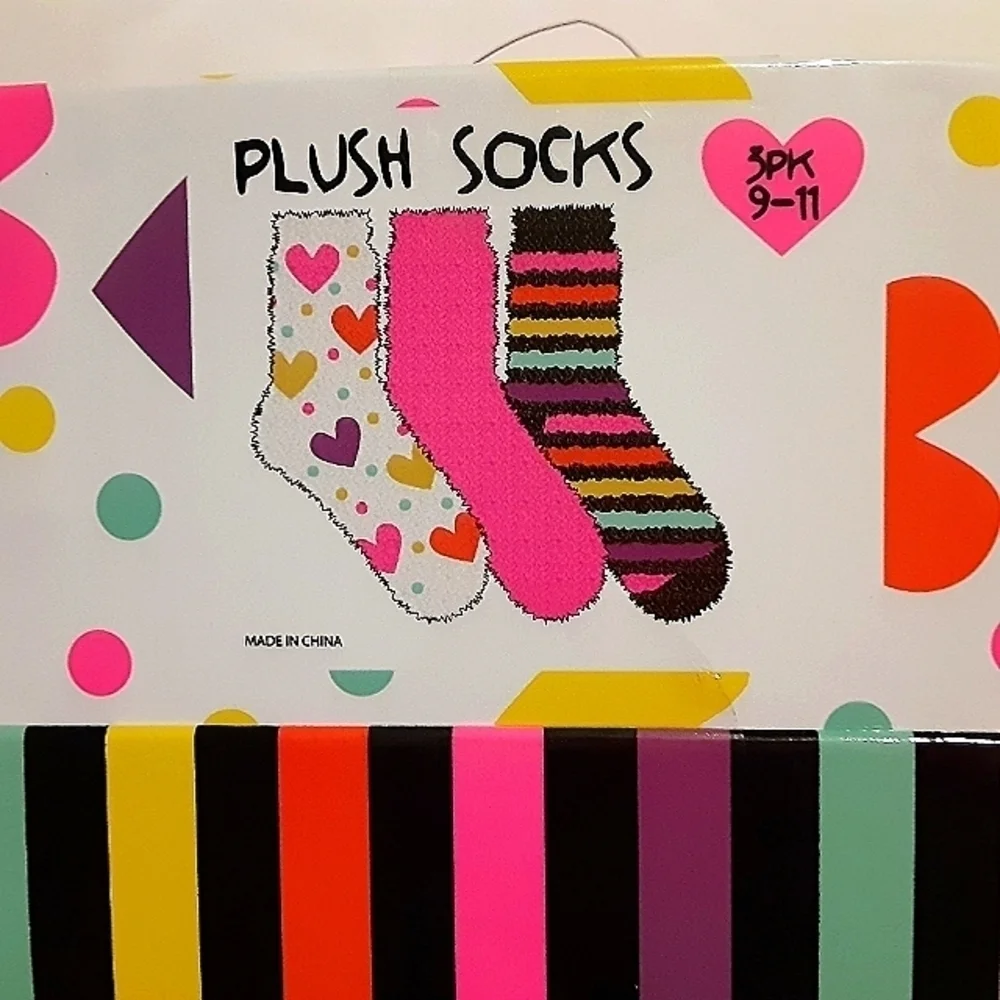 Betsey Johnson Plush Socks 3 Pack In Gift Box New